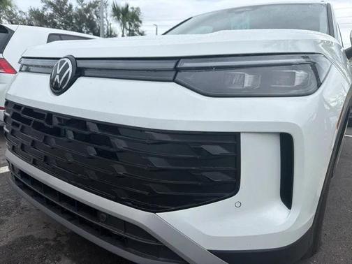 2025 Volkswagen Tiguan 2.0T S