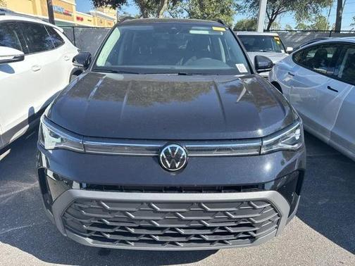 2025 Volkswagen Taos 1.5T SE Black