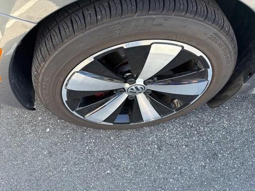 2014 Volkswagen Beetle DSG 2.0T R-Line