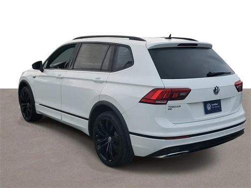 2021 Volkswagen Tiguan 2.0T SE R-Line Black