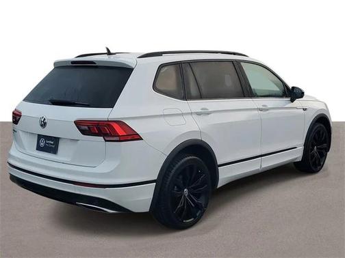 2021 Volkswagen Tiguan 2.0T SE R-Line Black