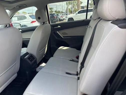 2019 Volkswagen Tiguan 2.0T SEL