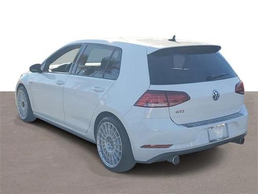 2019 Volkswagen Golf GTI 2.0T S 4-Door
