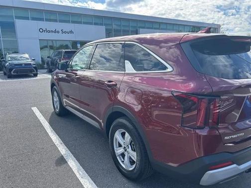 2025 Kia Sorento LX