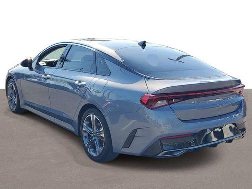 Everlasting Silver 2023 Kia K5 EX