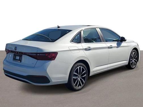 Opal White Pearl 2026 Volkswagen Jetta 1.4T SE