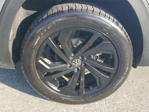 2022 Volkswagen Atlas 2.0T SE w/Technology