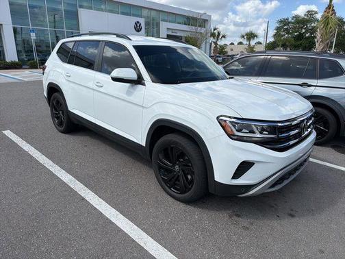 2022 Volkswagen Atlas 3.6L SE w/Technology