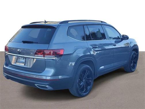 2023 Volkswagen Atlas 2.0T SE w/Technology