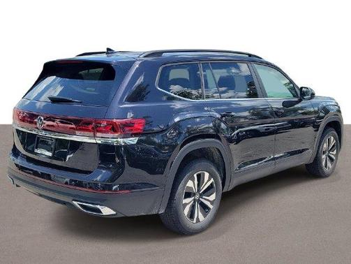 Deep Black Pearl 2026 Volkswagen Atlas 2.0T SE