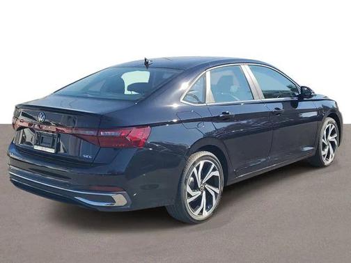 Deep Black Pearl 2026 Volkswagen Jetta 1.4T SEL