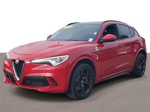 2018 Alfa Romeo Stelvio Quadrifoglio