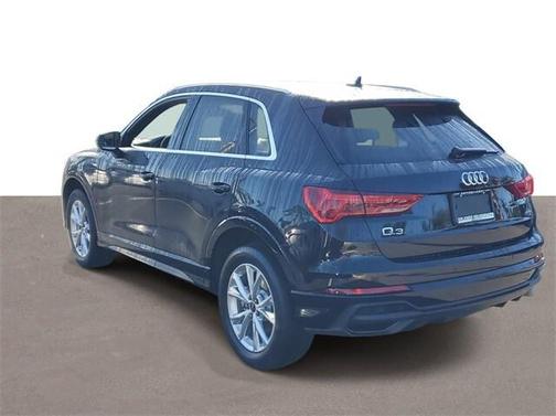2024 Audi Q3 Premium 45 TFSI S line quattro Tiptronic
