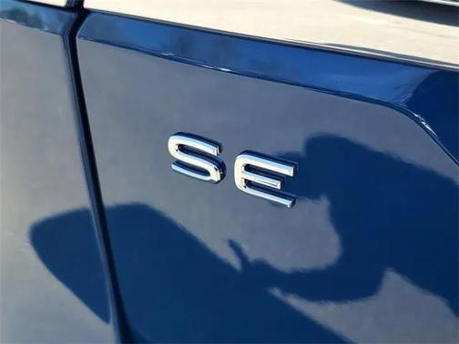 2025 Volkswagen Atlas 2.0T SE