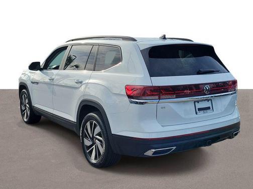White 2024 Volkswagen Atlas 2.0T SE w/Technology