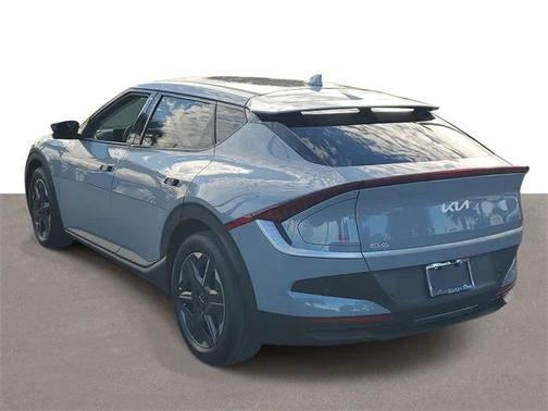 2025 Kia EV6 Light Long Range