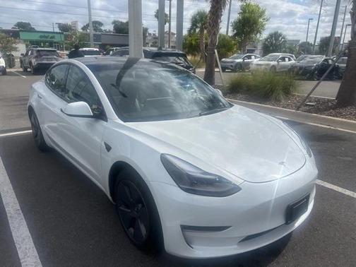 2022 Tesla Model 3 Long Range