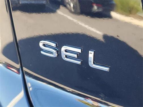 2026 Volkswagen Atlas Cross Sport 2.0T SEL Premium