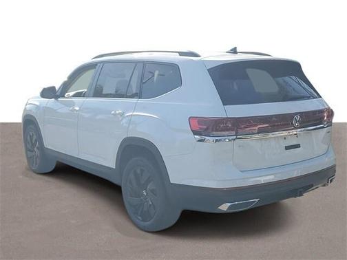 2025 Volkswagen Atlas 2.0T SE w/Technology 4MOTION