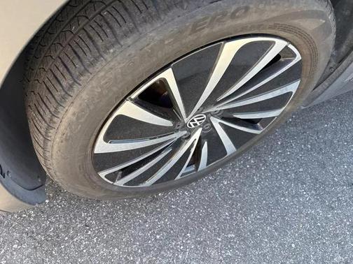 2023 Volkswagen ID.4 Pro S Plus