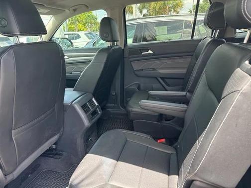 2021 Volkswagen Atlas 3.6L SE w/Technology