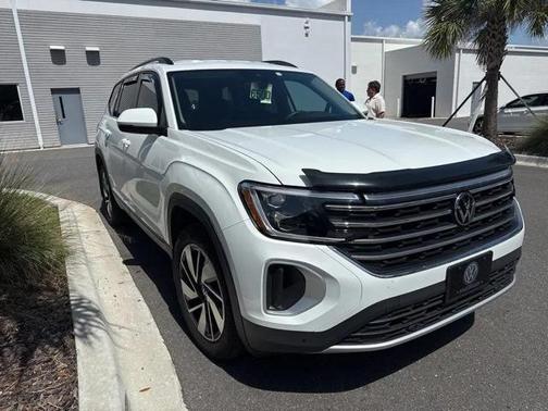 2024 Volkswagen Atlas 2.0T SE w/Technology