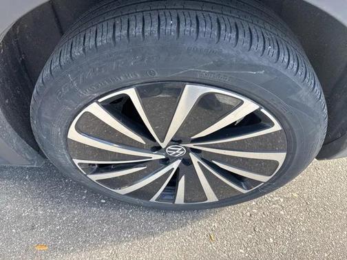 2023 Volkswagen ID.4 Pro S Plus