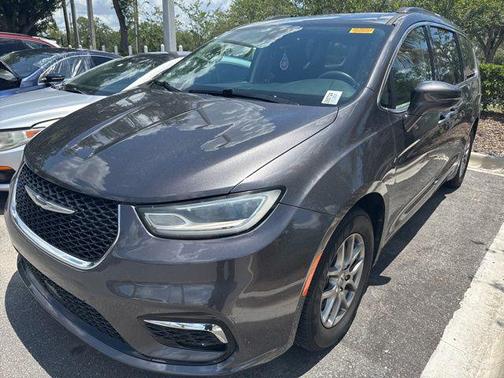 Granite Crystal Metallic Clearcoat 2021 Chrysler Pacifica Touring