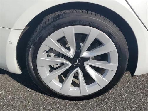 2022 Tesla Model 3 Standard Range