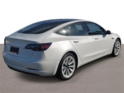 2022 Tesla Model 3 Standard Range