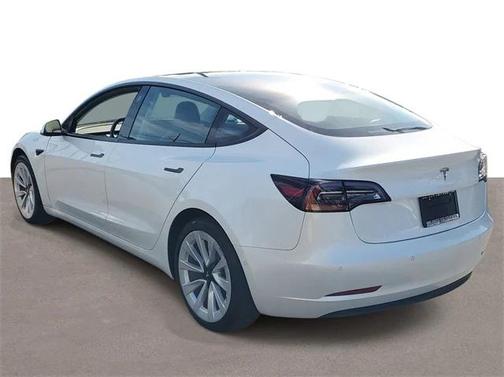 2022 Tesla Model 3 Standard Range