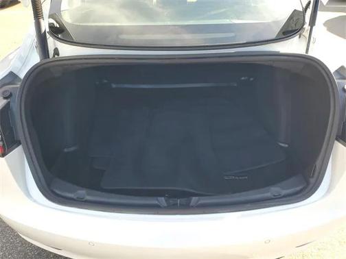 2022 Tesla Model 3 Standard Range