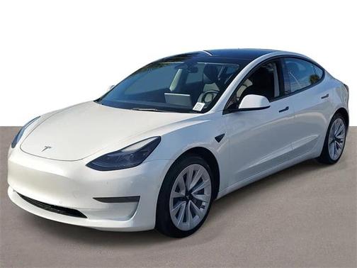 2022 Tesla Model 3 Standard Range