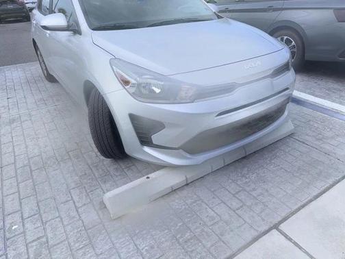 2022 Kia Rio LX