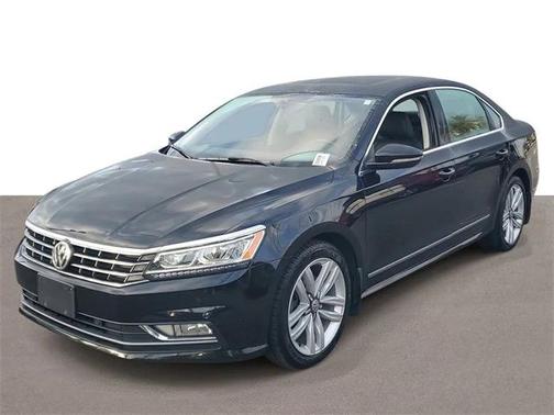 2017 Volkswagen Passat 1.8T SE w/Technology