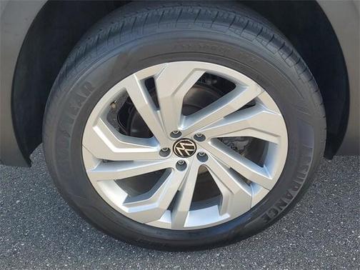 2021 Volkswagen Atlas 3.6L SE w/Technology