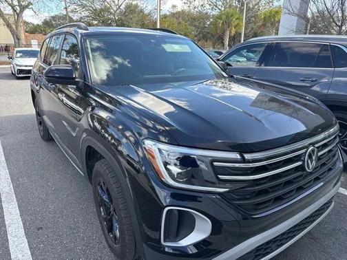 2025 Volkswagen Atlas 2.0T Peak Edition