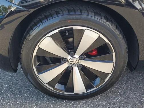 2014 Volkswagen Beetle DSG 2.0T R-Line