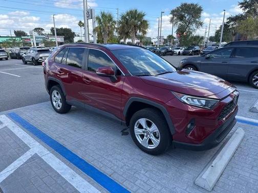 2021 Toyota RAV4 XLE