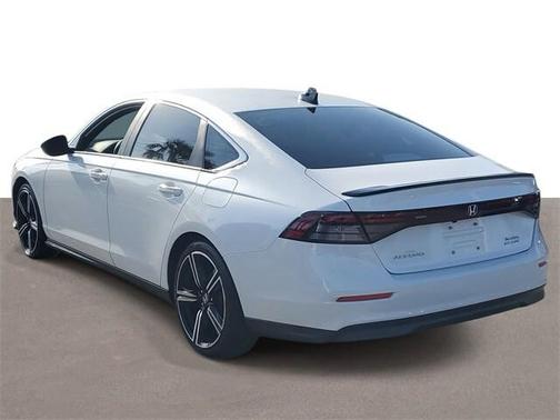2023 Honda Accord Hybrid Base