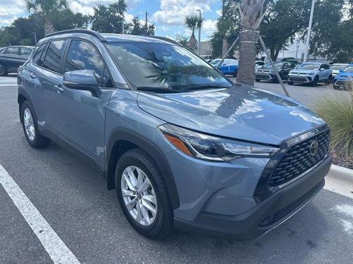 Celestite 2024 Toyota Corolla Cross LE
