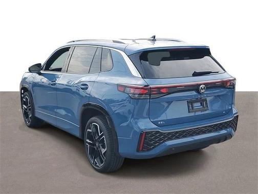 2025 Volkswagen Tiguan 2.0T SEL R-Line 4MOTION