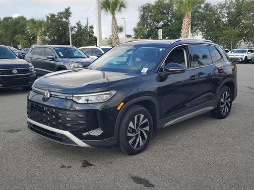 Deep Black 2025 Volkswagen Tiguan 2.0T S