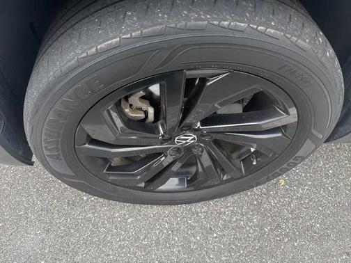 2022 Volkswagen Atlas 3.6L SE w/Technology