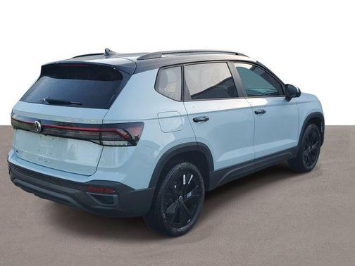 Gray Black 2026 Volkswagen Taos SE Black