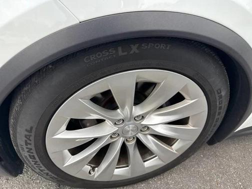 2017 Tesla Model X 90D