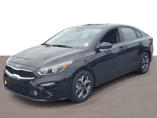 Aurora Black Pearl 2021 Kia Forte LXS