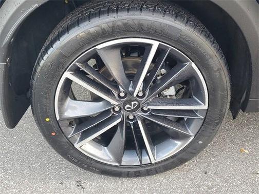 2023 INFINITI QX55 LUXE