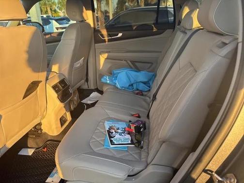 2024 Volkswagen Atlas 2.0T SEL Premium R-Line 4MOTION