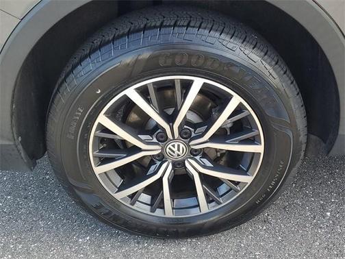2020 Volkswagen Tiguan 2.0T SE 4MOTION